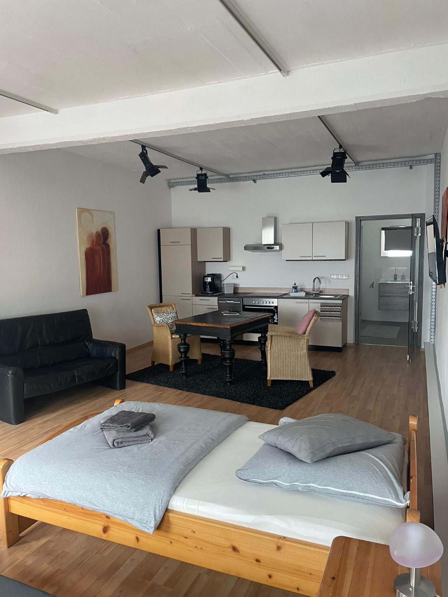 40 Qm Grosse Studiowohnung Zentral Gelegen In Groß-Umstadt מראה חיצוני תמונה